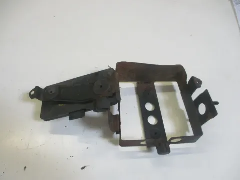 Article PZV4W