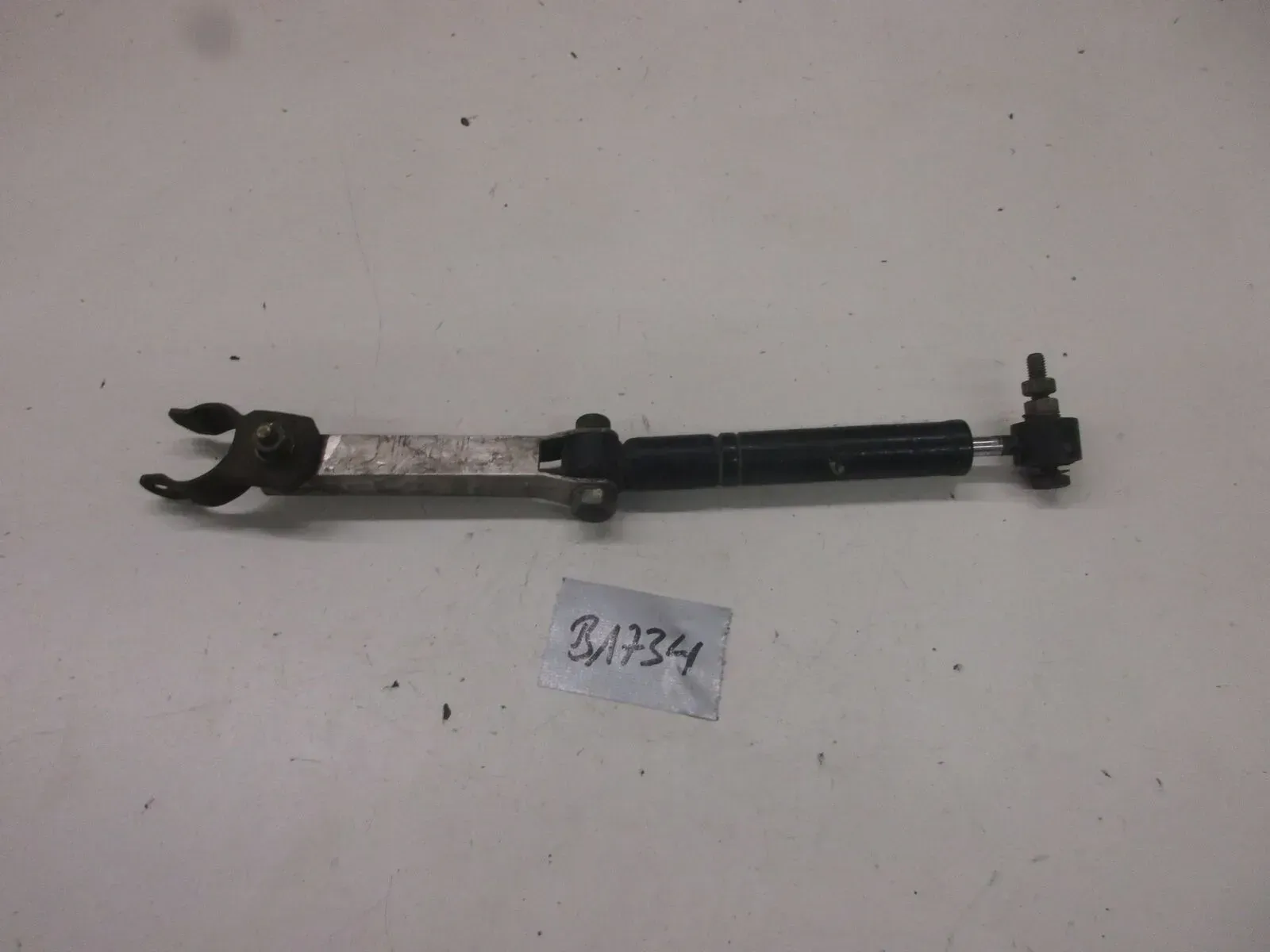 B1734 BMW Halter Strebe Aufnahme Dämpfer Umlenkung Lenksäule - Bild 1