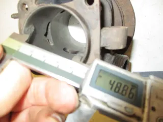 Zylinder cylindre Motor B1805 Fichtel & Sachs SM98 unten Motorblock - Bild 9
