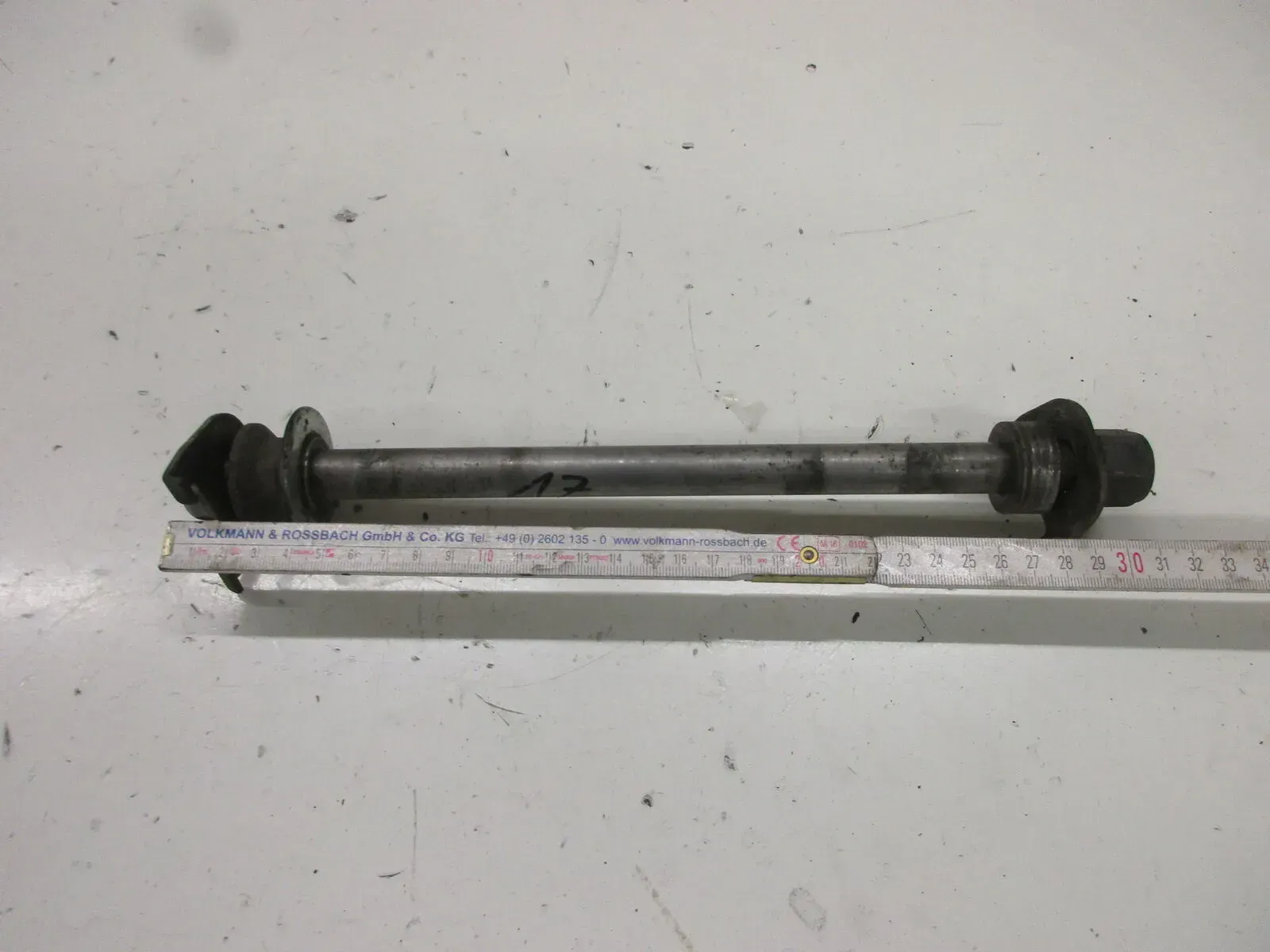 1. Suzuki GSX 550 ES_EF GN 71 D Steckachse hinten 17 mm Achse Hinterrad Felge - Bild 1