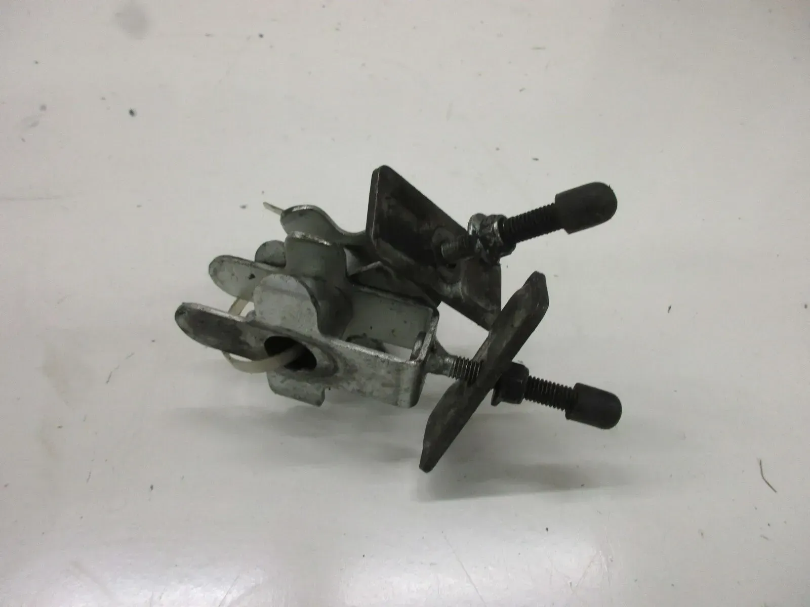 Kettenspanner Antriebskettenspanner rechts links Suzuki GSX 750 F GR 78 A - Bild 1