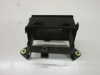 Suzuki GSX 600 F GN 72 B Batteriefach Batteriekasten Batteriehalter Rahmen - Bild 4