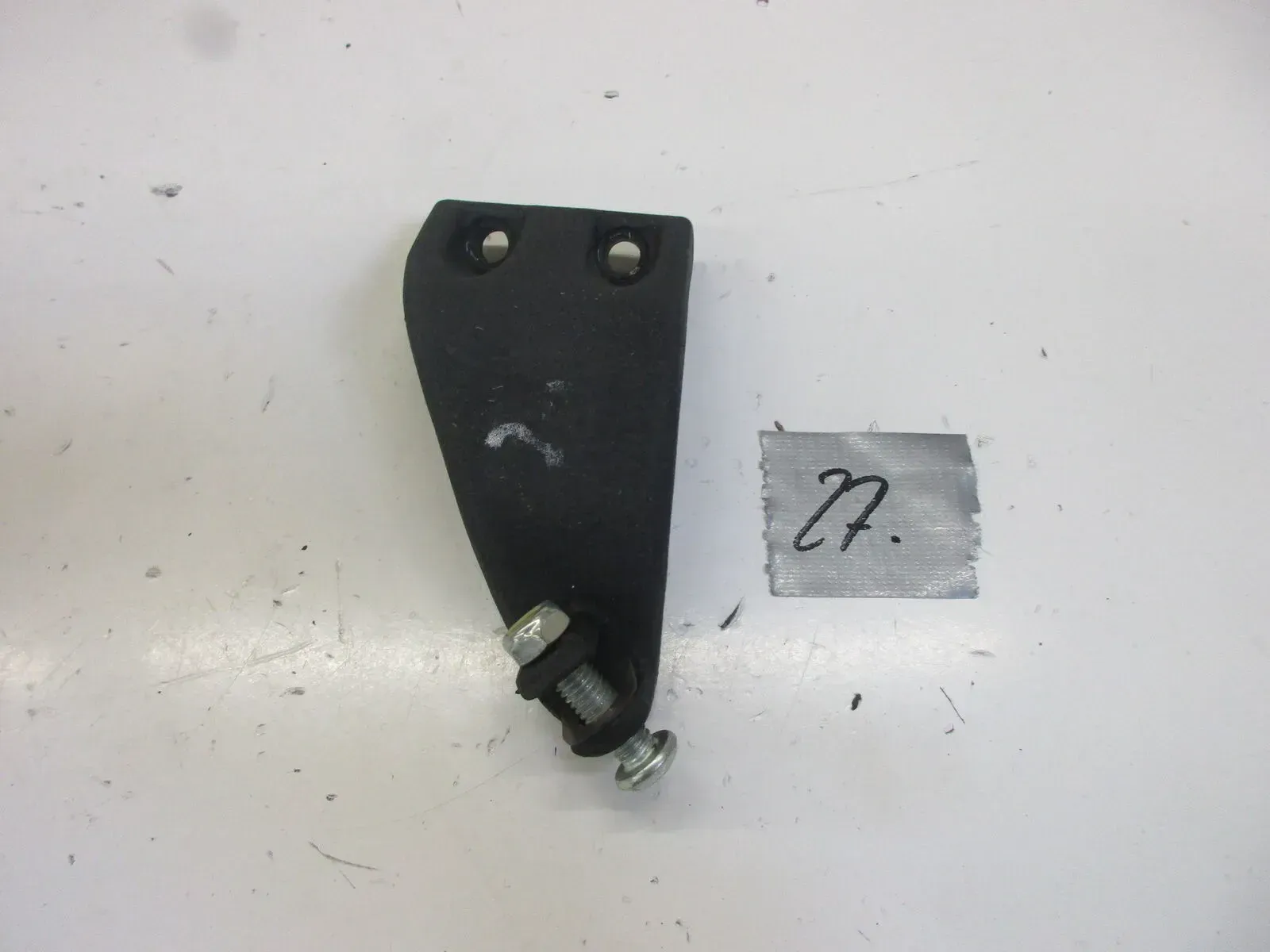 Fußrastenhalter vorne links Fußraste Halter 27. Harley Davidson Breakout FXDB - Bild 1