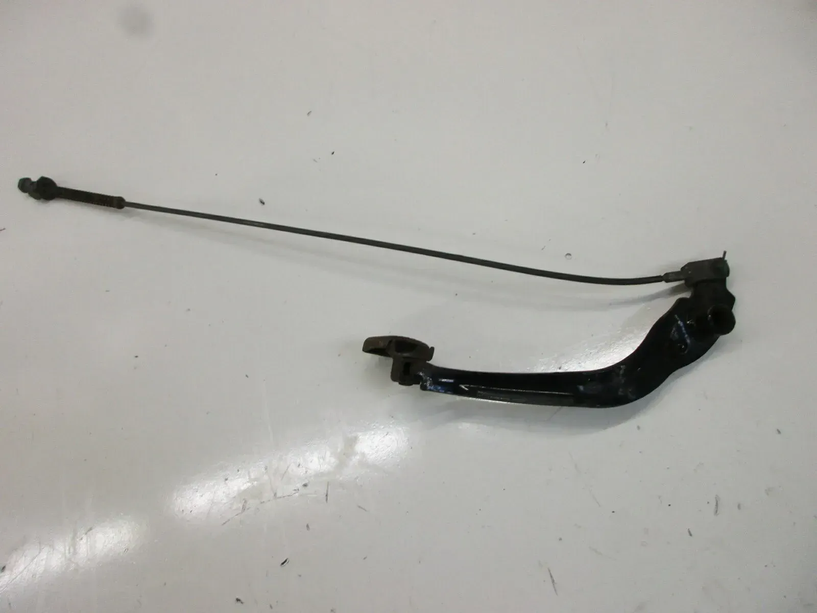 1. Kawasaki KLR 250 D KL Bremspedal mit Bremsgestänge Bremshebel brake pedal - Bild 1