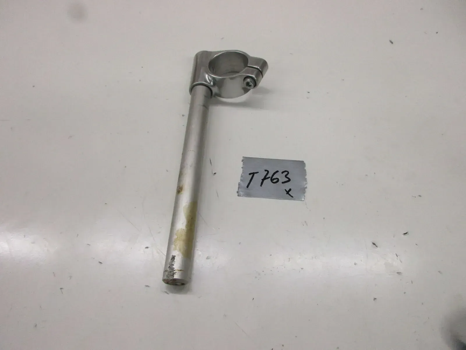 T763. Suzuki GSX-R GSX GSF Lenkerstummel links Stummellenker PF 030 W2 - Bild 1