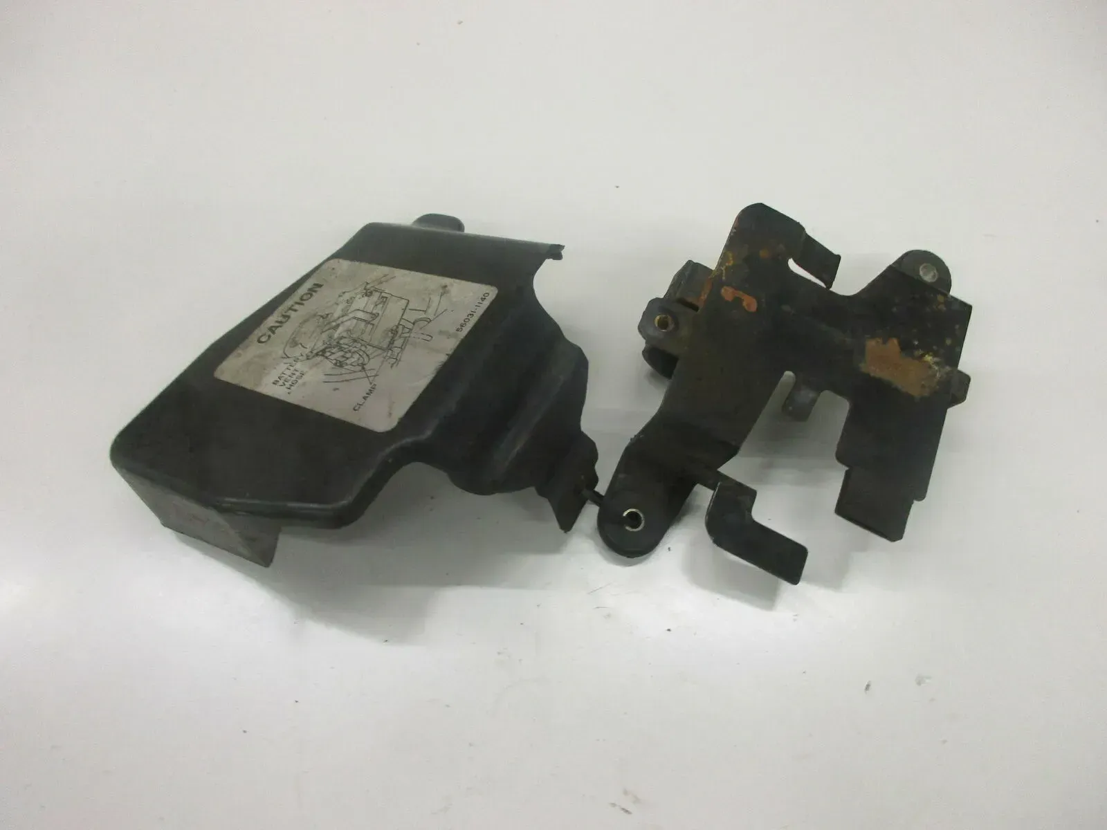 1. Kawasaki Z 550 LTD KZ550B Relaiskasten Abdeckung Rahmen Verkleidung Halter - Bild 1