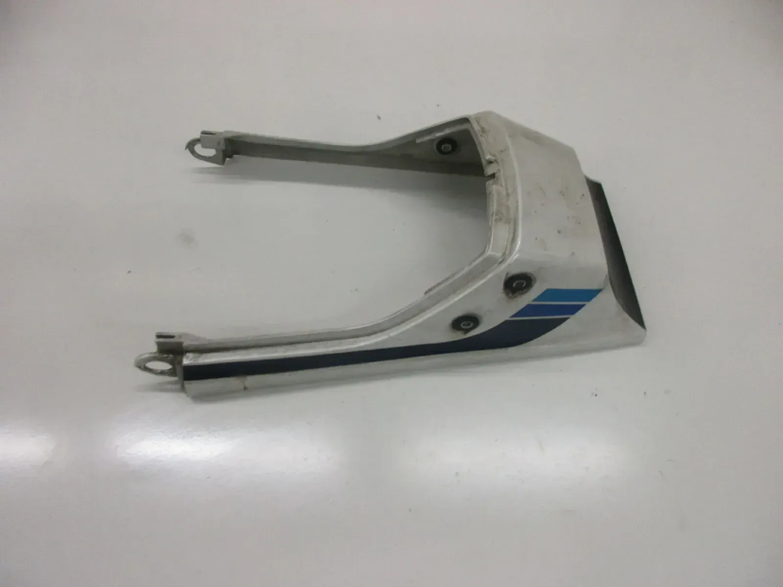 2. Kawasaki GPZ 305 EX305A BD Verkleidung Sitzbank hinten Heck Bürzel Rücklicht - Bild 1