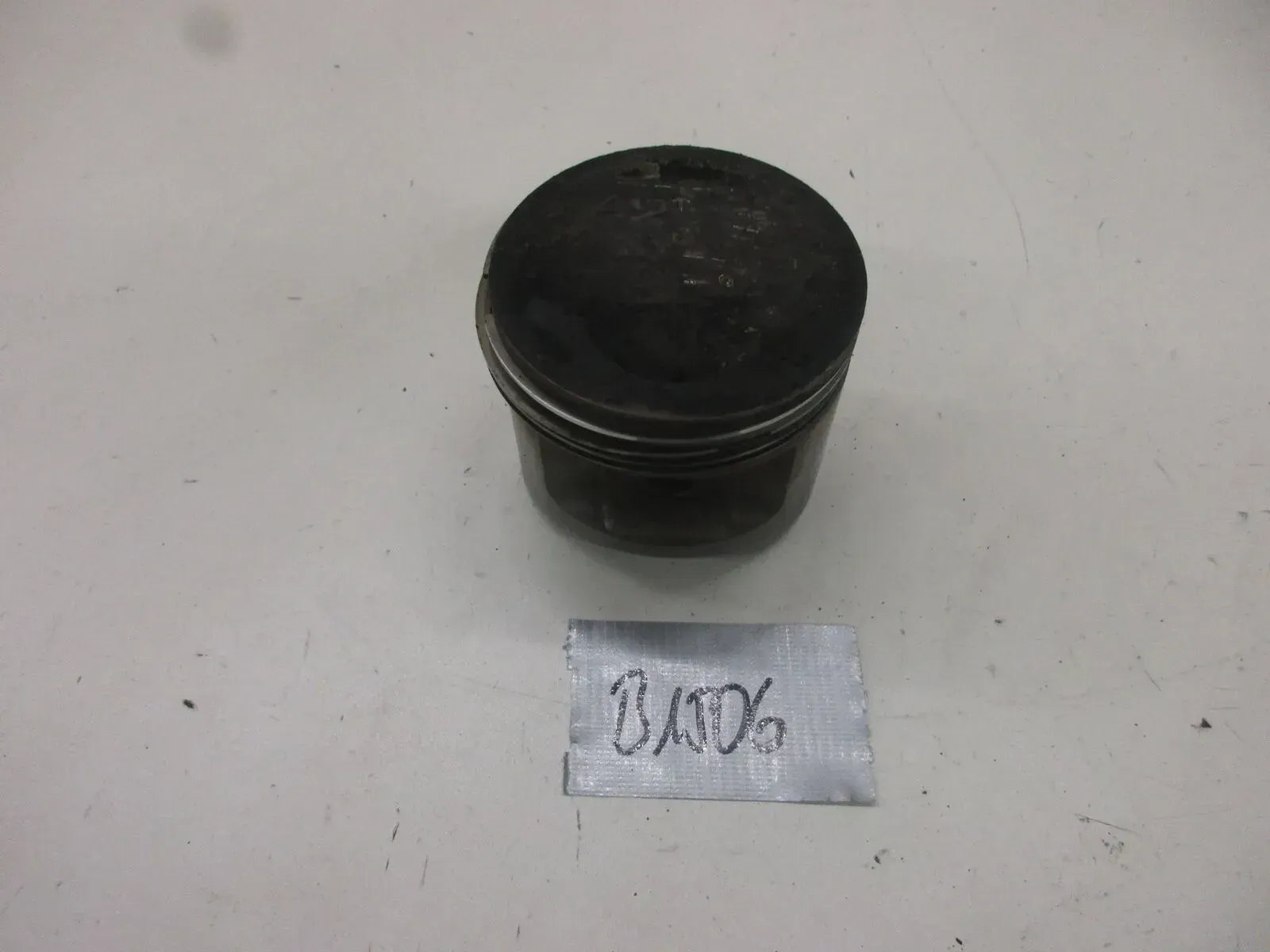B1506 BMW Kolben mit Kolbenring 1275 Motor 93,97 Zylinder 0940221 - Bild 1