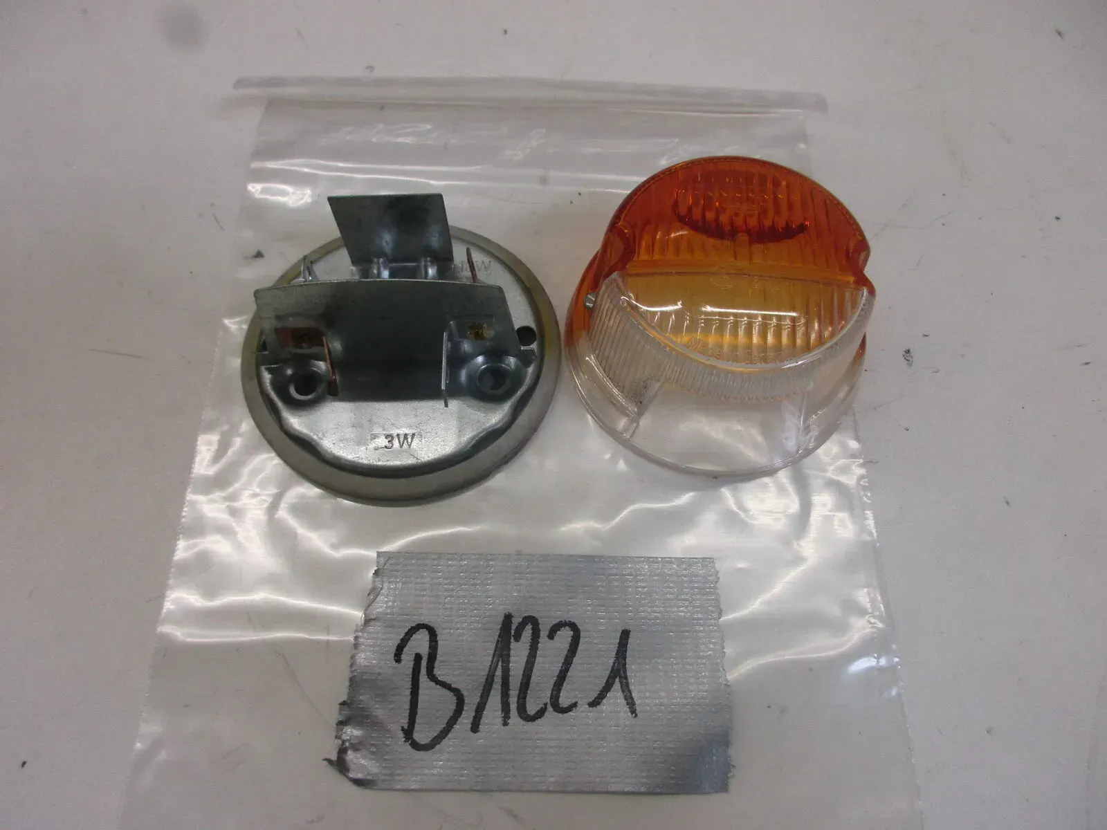 B1221 Hella Blinkleuchte Positionsleuchte Rückleuchte Begrenzungsleuchte K23269 - Bild 1