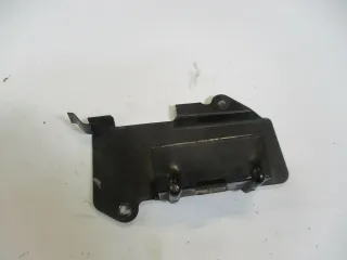 4. SUZUKI GSX 400 E GK 53 C Relaishalter Halter Träger Elektrik Relais rechts - Bild 1