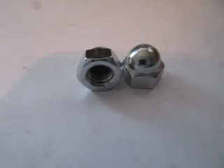 D3158 Yamaha XS 650 Mutter 95303-05800 Schraube Nut 5mm - Bild 4
