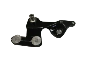 J491 Harley Davidson Low Rider Street Bob M8 Fußrastenhalter rechts Auspuffhalter rechts Fussraste - Bild 2