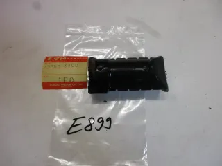 E899. Suzuki GT 380 Ersatzpedal Fußraste 43551-33001 vorne rechts Pedal Fussraste - Bild 3