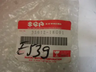 E539. Suzuki GSX-R 600_1000 Blinkerglas Blinker 35612-18G01 hinten rechts Ersatzglas - Bild 4