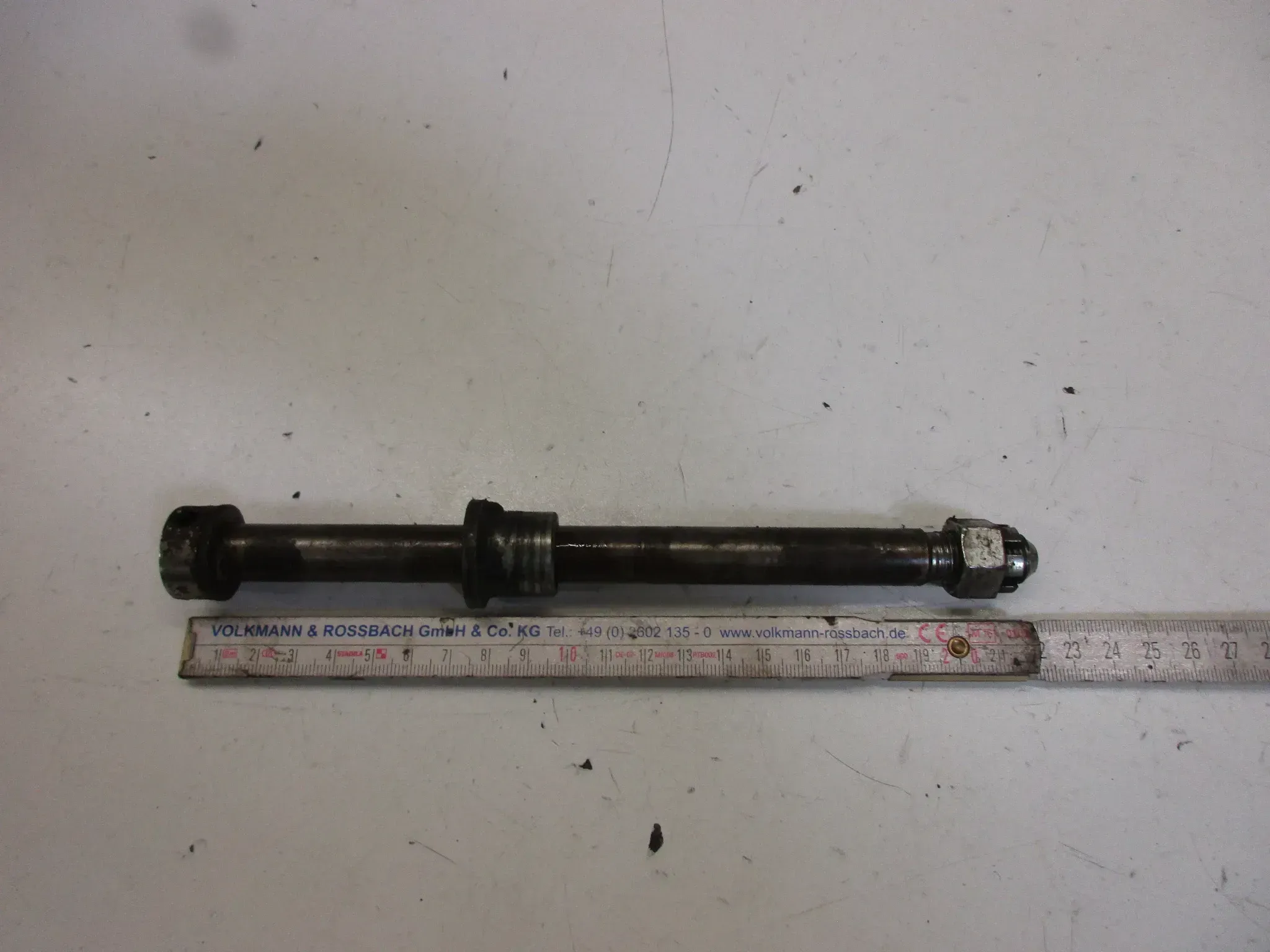 Honda CB 200 B Bj.74 Steckachse vorne Achse 15 mm Vorderrad Felge Bolzen wheel axle - Bild 1