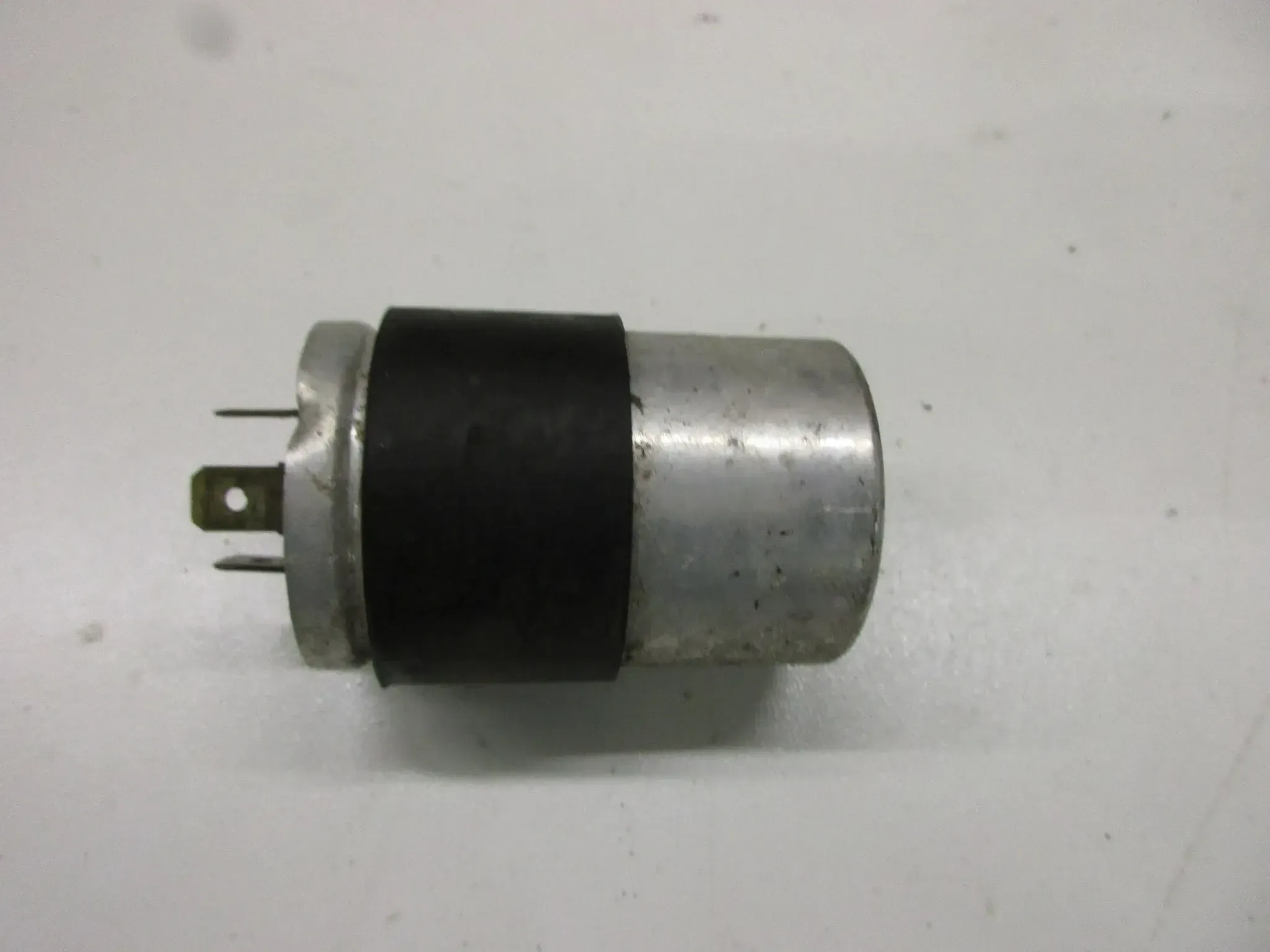 H1. Honda FT 500 PC07 Blinkerrelais Relais FR-3102 Blinker Blinkgeber Blinksignal - Bild 1