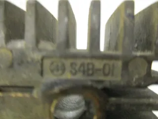 4. Honda XL 250 K3 S SL Bj.78 Spannungsregler Gleichrichter - Bild 2