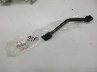 R230. Kawasaki GPZ 550 KZ 550 Bremspedal unten Bremse brake pedal 43001-1076 - Bild 1