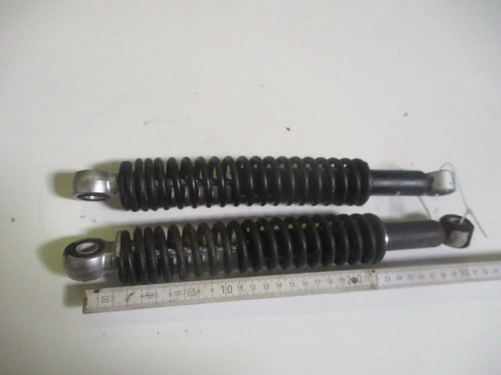 Suzuki TS 50 XK / ER Bj.79 Stoßdämpfer 310 mm Federbeine Stoßdämpfersatz - Bild 1