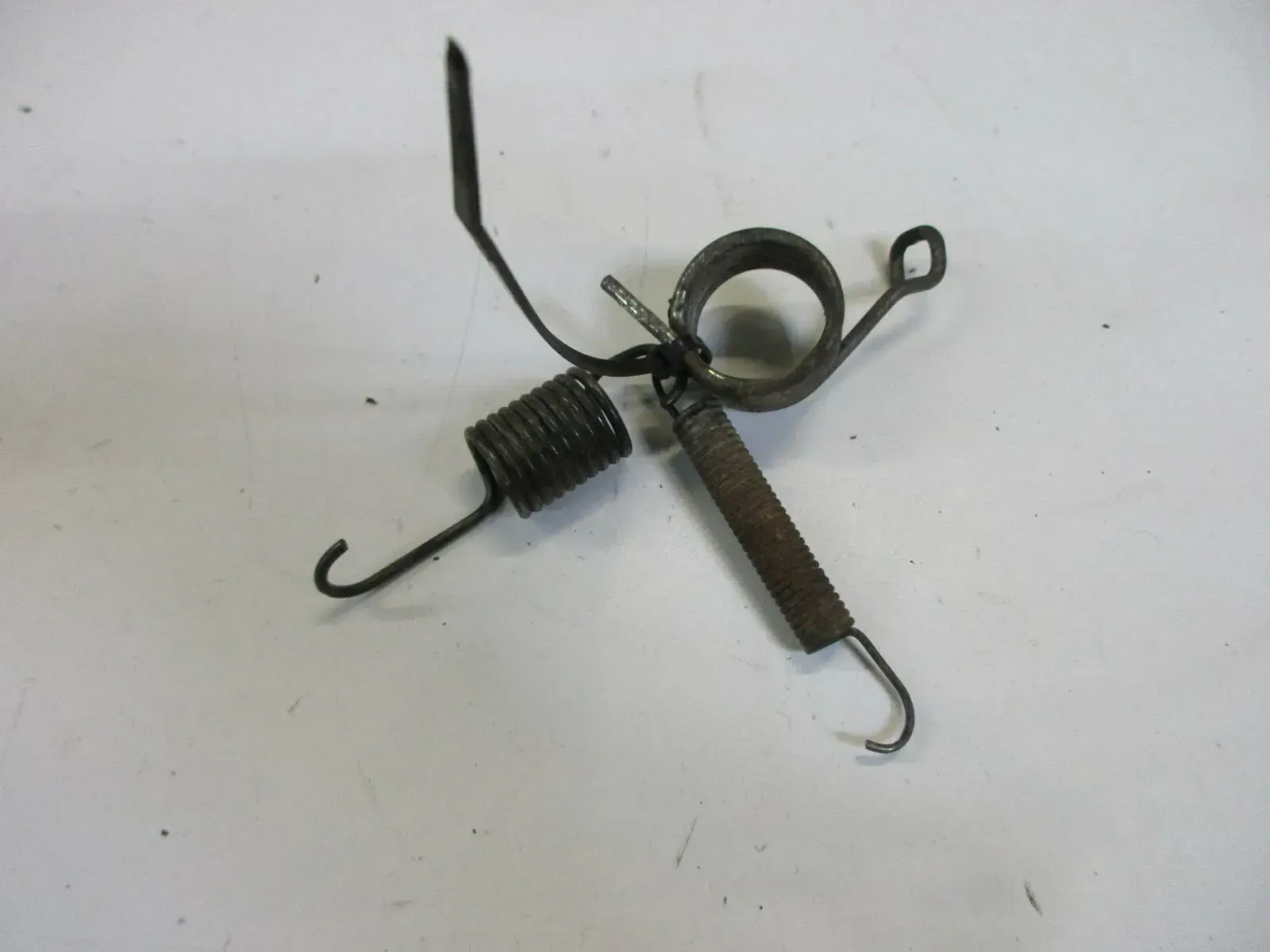 O. Yamaha XT 550 5 Y 3 Feder Pedalfeder Federnsatz Bremspedal spring - Bild 1