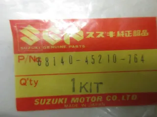 E1705. Suzuki GS 750 L Aufkleber Dekor 68140-45210-764 Verkleidung links Emblem Logo - Bild 4