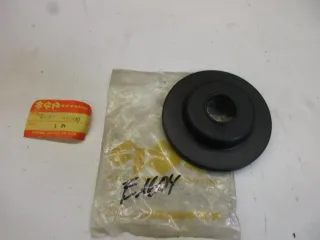 E1604. Suzuki GS 450_550 L Felgendeckel 54871-45000 Felge vorne Radnabe Deckel - Bild 1