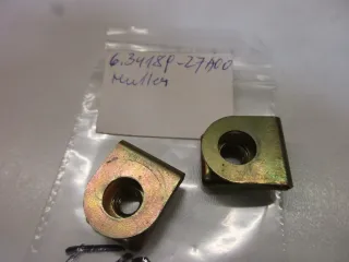 E1229 Suzuki GSX-R 750 Mutter Schraube 34189-27A00 Verkleidung Muffe Rahmen - Bild 3