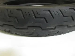 Reifen vorne J413 Harley Davidson Dunlop D401F Vorderrad Felge 100/90-19 DOT 2020 - Bild 8