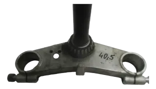 Suzuki GSX-R 750 GR 75 A Knicker Gabelbrücke oben unten Gabel fork - Bild 3