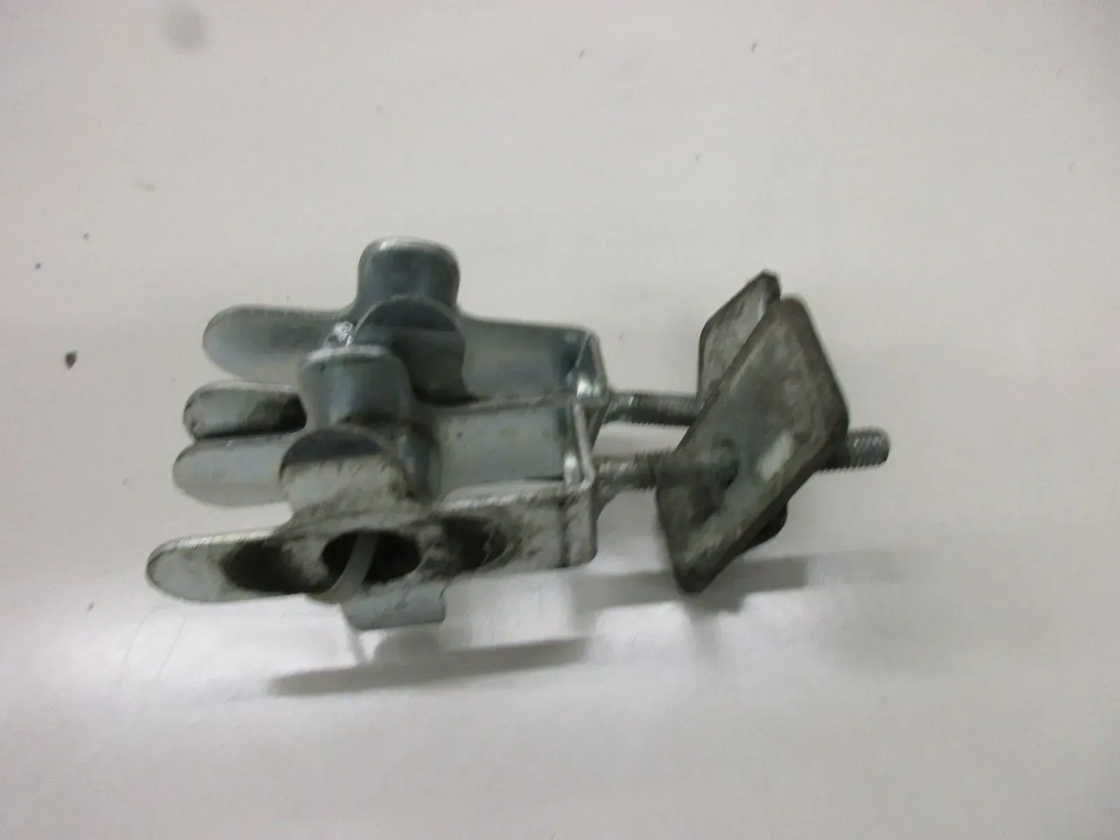 Suzuki GSX 600 F GN 72 B Kettenspanner rechts links Kettenspannersatz Kette - Bild 1