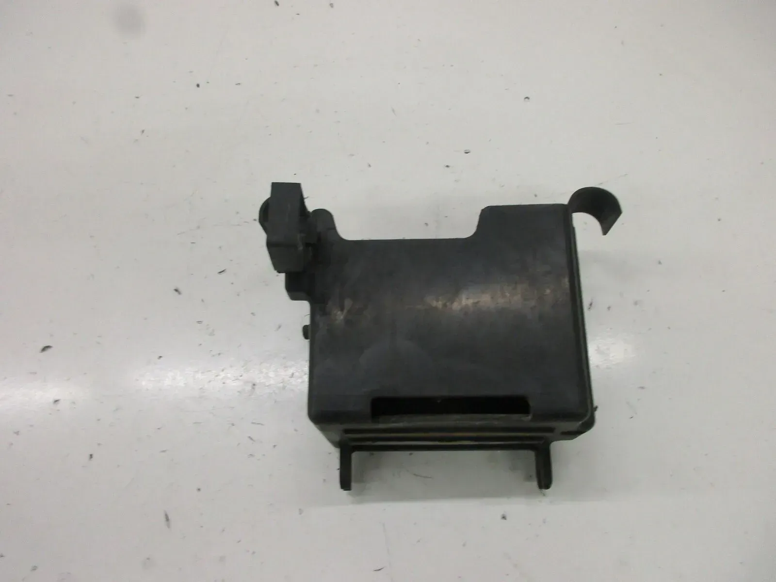 2. Suzuki GSX 550 ES_EF GN 71 D Batteriefach Batteriehalter Batteriekasten - Bild 1