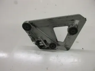 Fußraste vorne links Fußrastenhalter 1. Suzuki GSX 750 F GR 78 A Fußrastenbrücke - Bild 2