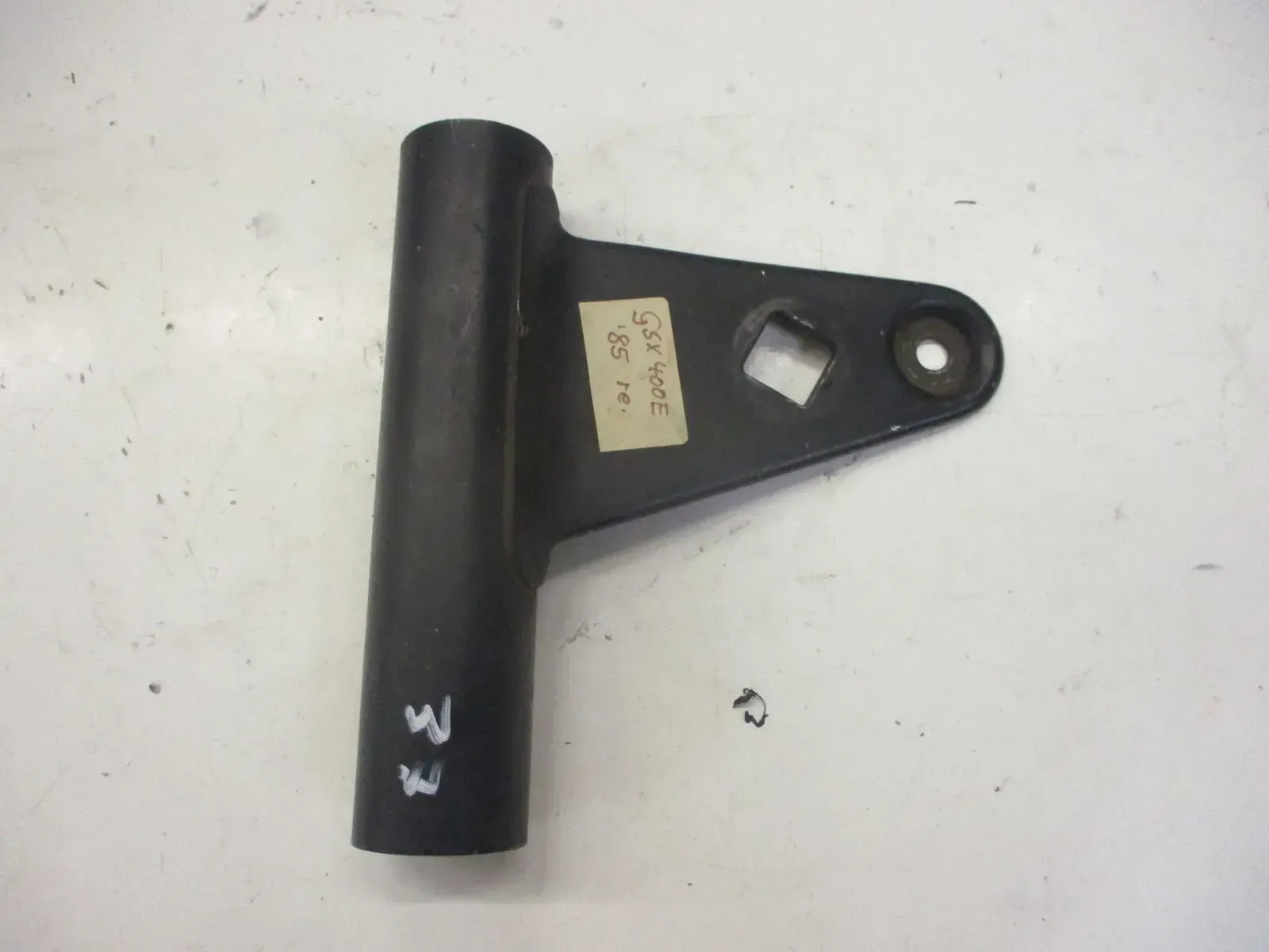 Scheinwerferhalter rechts O. Suzuki GSX 400 E GK 53 C Lampenhalter Scheinwerfer - Bild 1