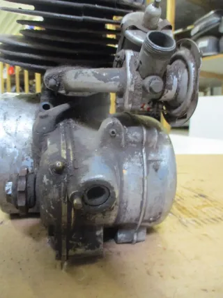 Motor SM98 Getriebe BM46 Fichtel & Sachs Zahnräder Gehäuse Block Vergaser - Bild 6