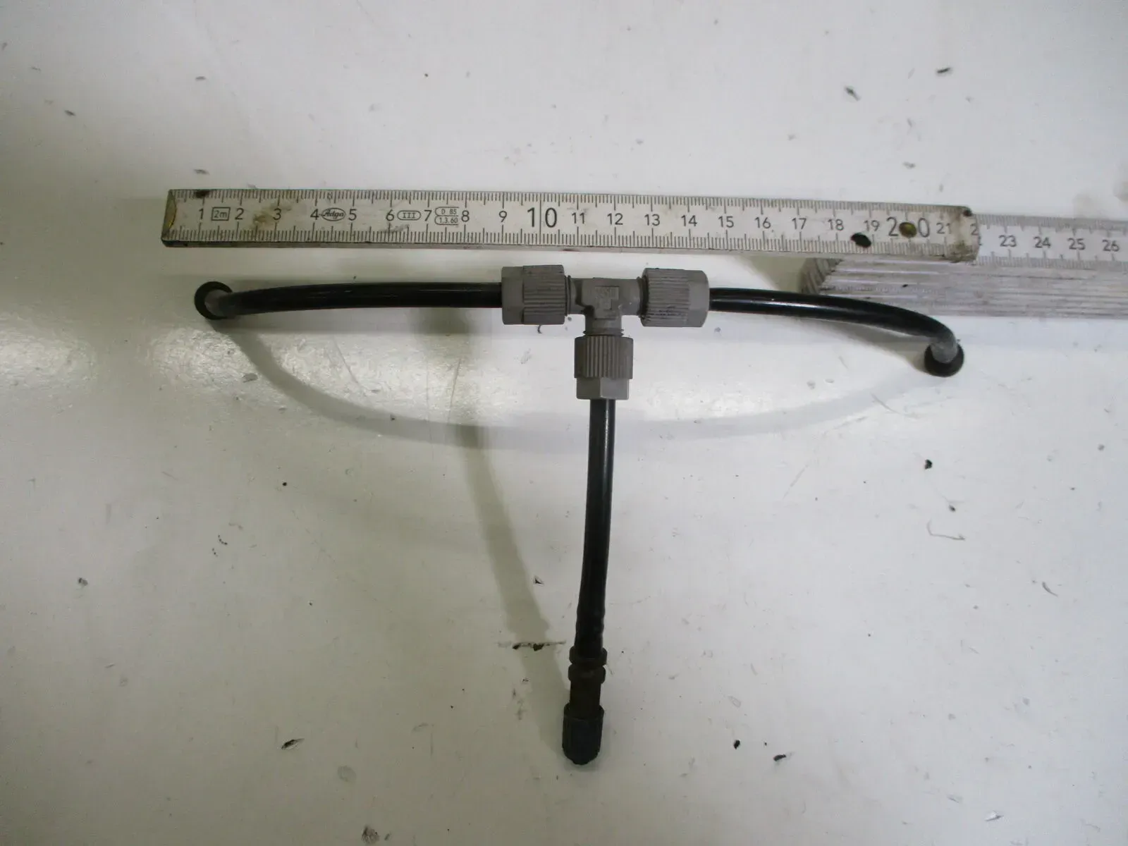 2. Suzuki DR 600 R SN41A Dakar Luftventil Gabel Ausgleichsventil Luft air - Bild 1