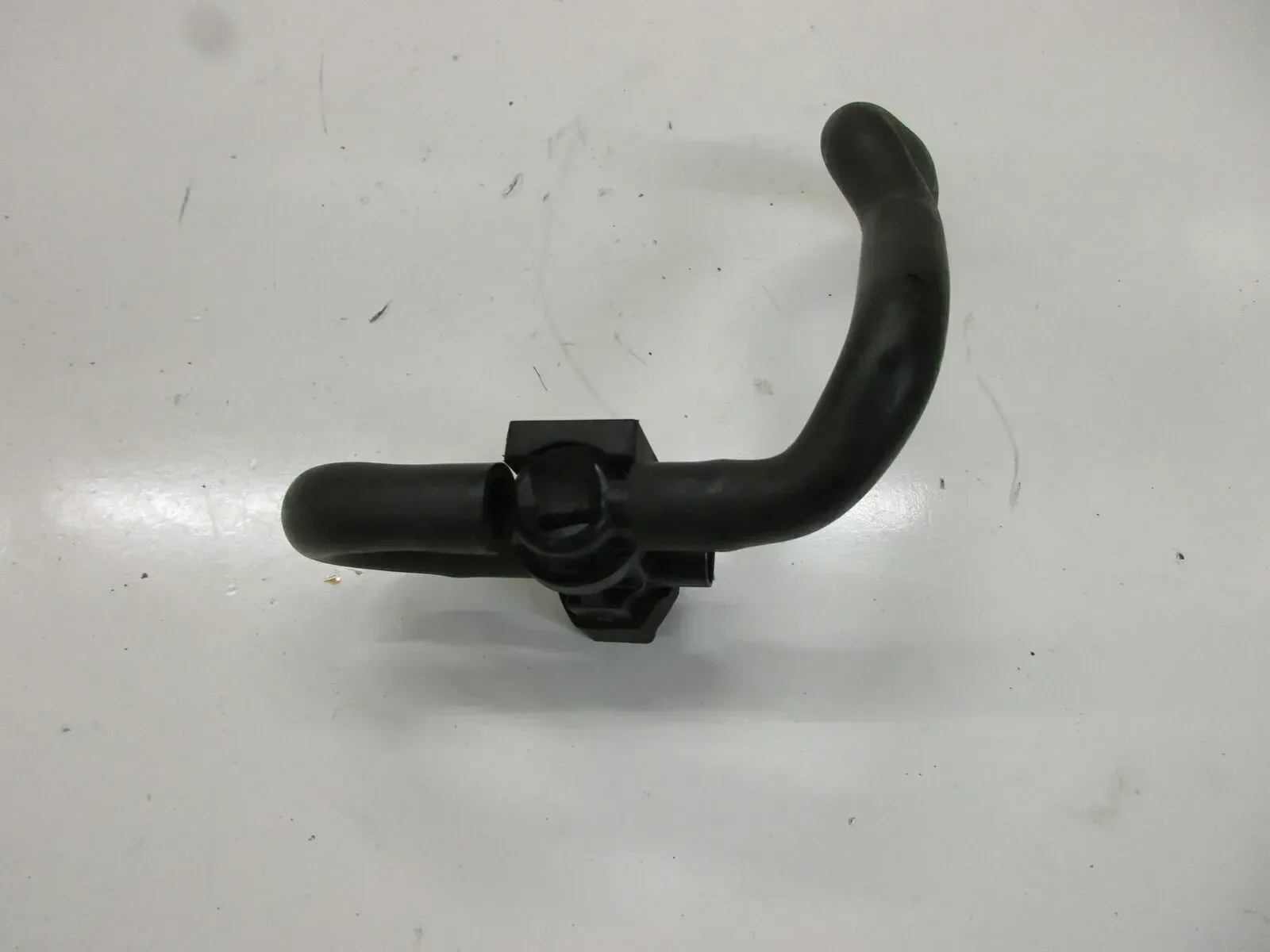 Kawasaki ER-6 F ABS EX650E Sekundärluftventil Luftventil Ventil Motor Entlüftung - Bild 1