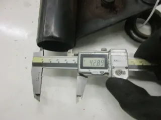 1. Suzuki GT 250 Ram Air Scheinwerferhalter links Träger Halter Licht Scheinwerf - Bild 4