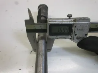 2. Kawasaki ZX-10 Tomcat ZXT 00 B Steckachse vorne 17 mm Achse Vorderrad Felge - Bild 3