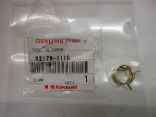 C415. Kawasaki ZX-7 R ZX 750 Klemme Halter Benzinpumpe Schlauch 92170-1118 - Bild 3