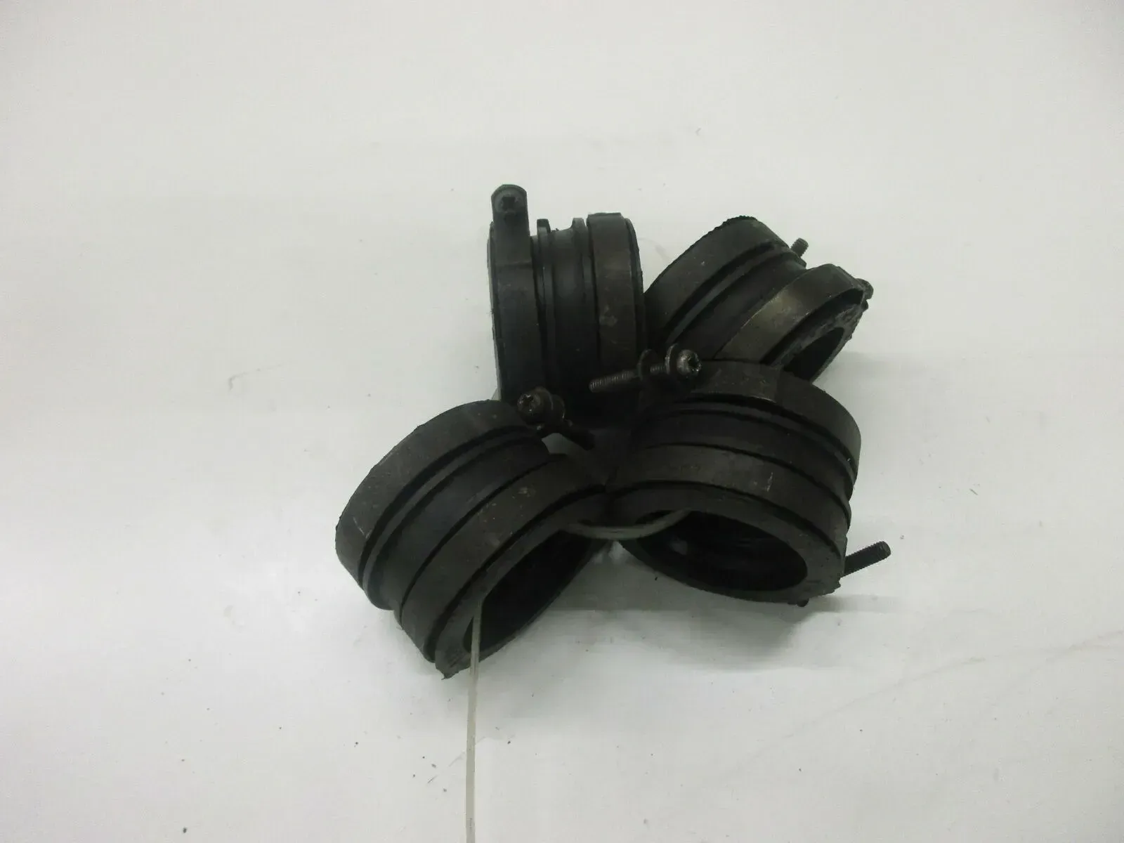 9. Kawasaki GPZ 600 R ZX600A Ansaugstutzen Vergaser Vergaserstutzen Gummistutzen - Bild 1