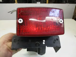 Verkleidung (2) Fender hinten 1. Suzuki RG 80 Gamma NC11A Schutzblech Kotflügel - Bild 3