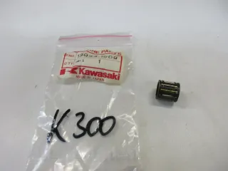 K300 Kawasaki AR 80 KD 80 Nadellager Motor Getriebelager Motorlager 13033-1009 - Bild 1