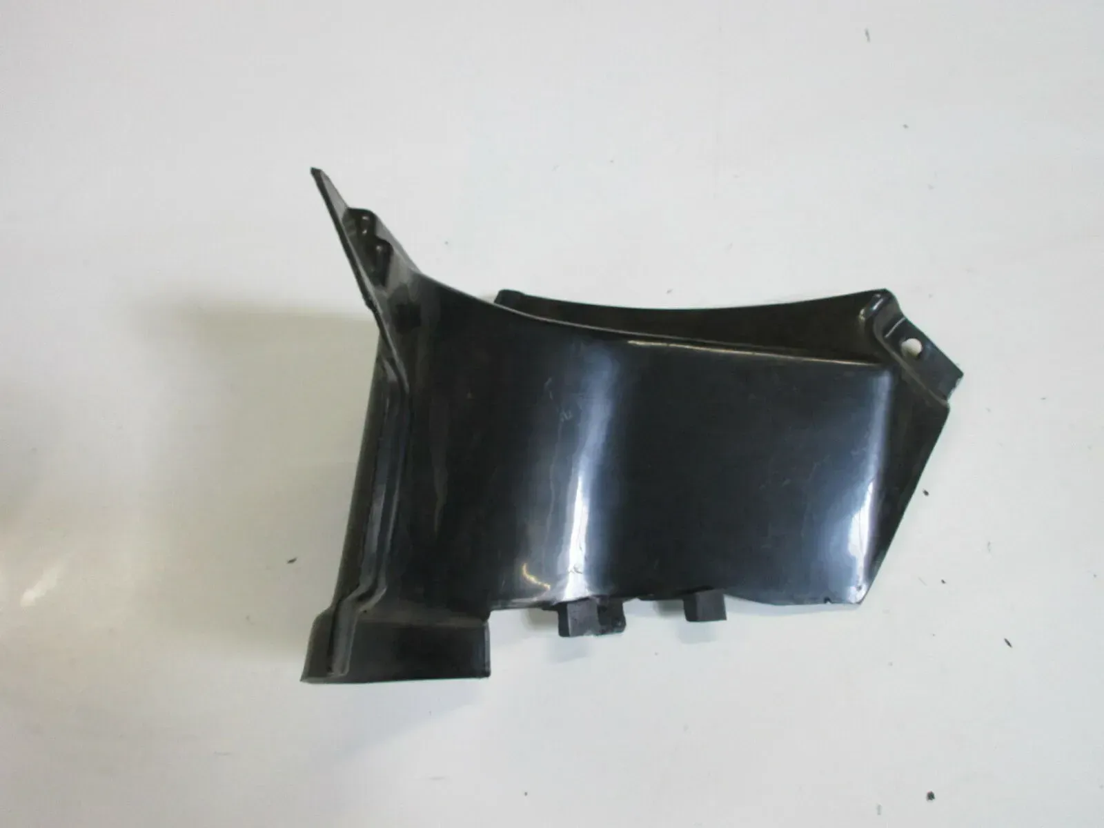 O. Honda VF 1000 F SC 15 Verkleidung rechts Lenkkopf Cockpit Rahmen Lenker cover - Bild 1
