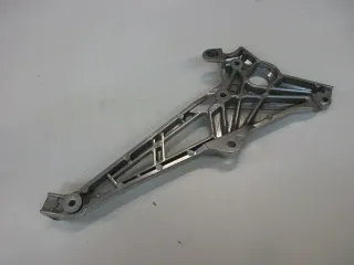 O2. Honda CB 450 S PC17 Fußrastenbrücke links Fussraste Halter Fußraste - Bild 3