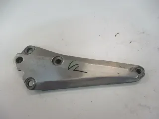 4. SUZUKI GSX 400 E GK 53 C Fußrastenhalter für Fußraste linke vorne hinten - Bild 1