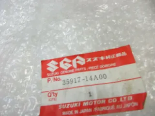 S178 Suzuki DR 600 R_RU_S Verkleidung Rücklicht Gehäuse Rahmen 35917-14A00 - Bild 5