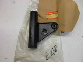 E138. Suzuki GS 450 Scheinwerferhalter Lampenhalter 51530-44100-291 rechts Träger - Bild 3
