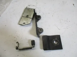 1. Kawasaki ZX-7R Ninja ZX750N_P Haltebleche Strebe Halter - Bild 2