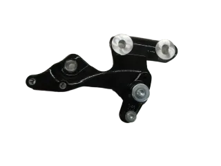 J583 Harley Davidson Low Rider Street Bob M8 Fußrastenhalter rechts Auspuffhalter rechts Fussraste - Bild 1