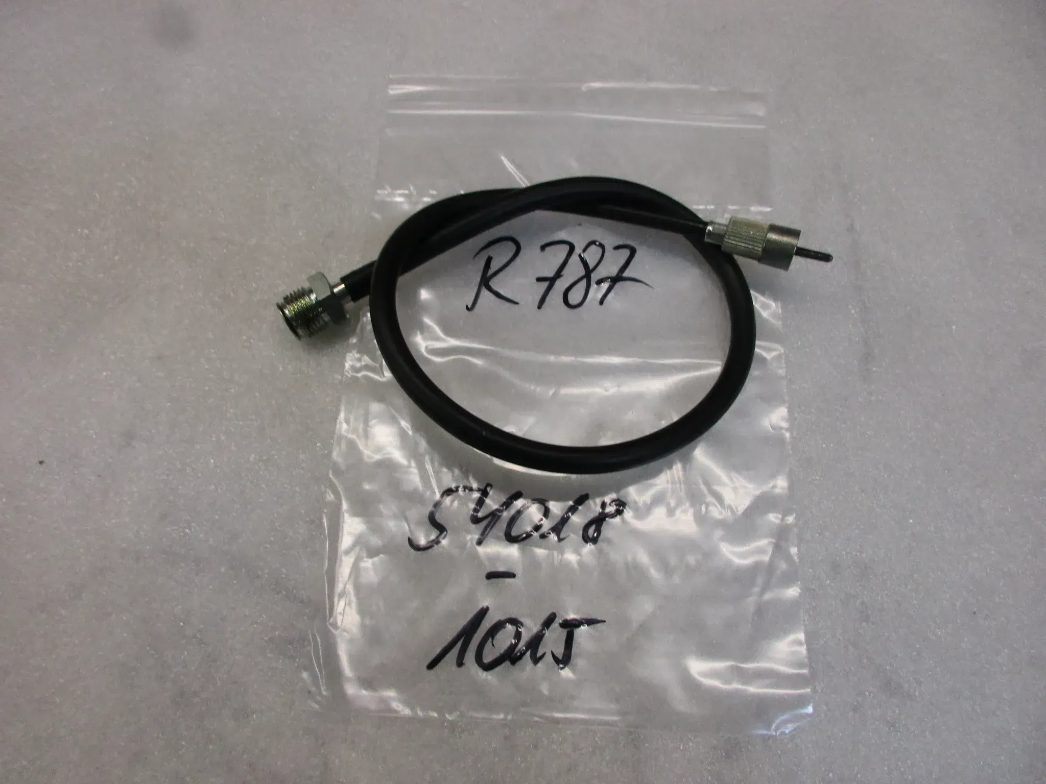 R249 Kawasaki KZ 750 Z 750 Drehzahlwelle Drehzahlmesserwelle speedo 54018-1015 - Bild 1